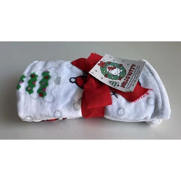 Set Of 2 Sanrio Hello Kitty Christmas Tree SanTa Suit Hand Towels NEW - Picture 6 of 10